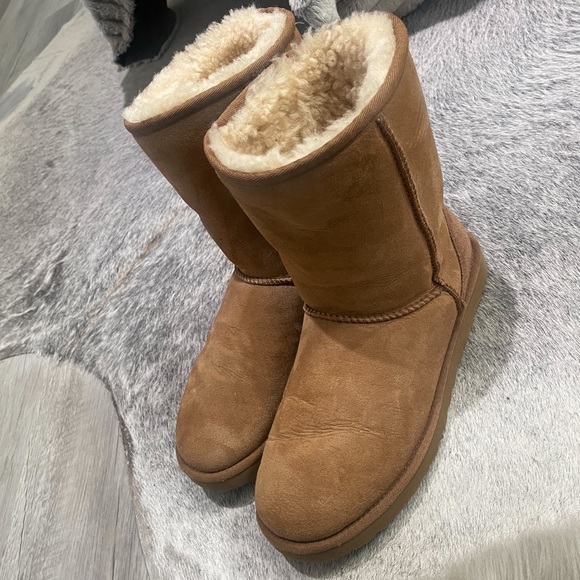 Chesnut calf high Ugg boots - Picture 4 of 6
